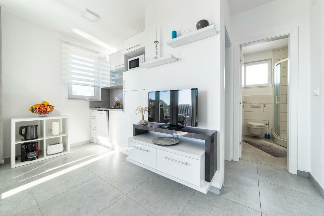 Apartments M&L Vodice Exteriör bild