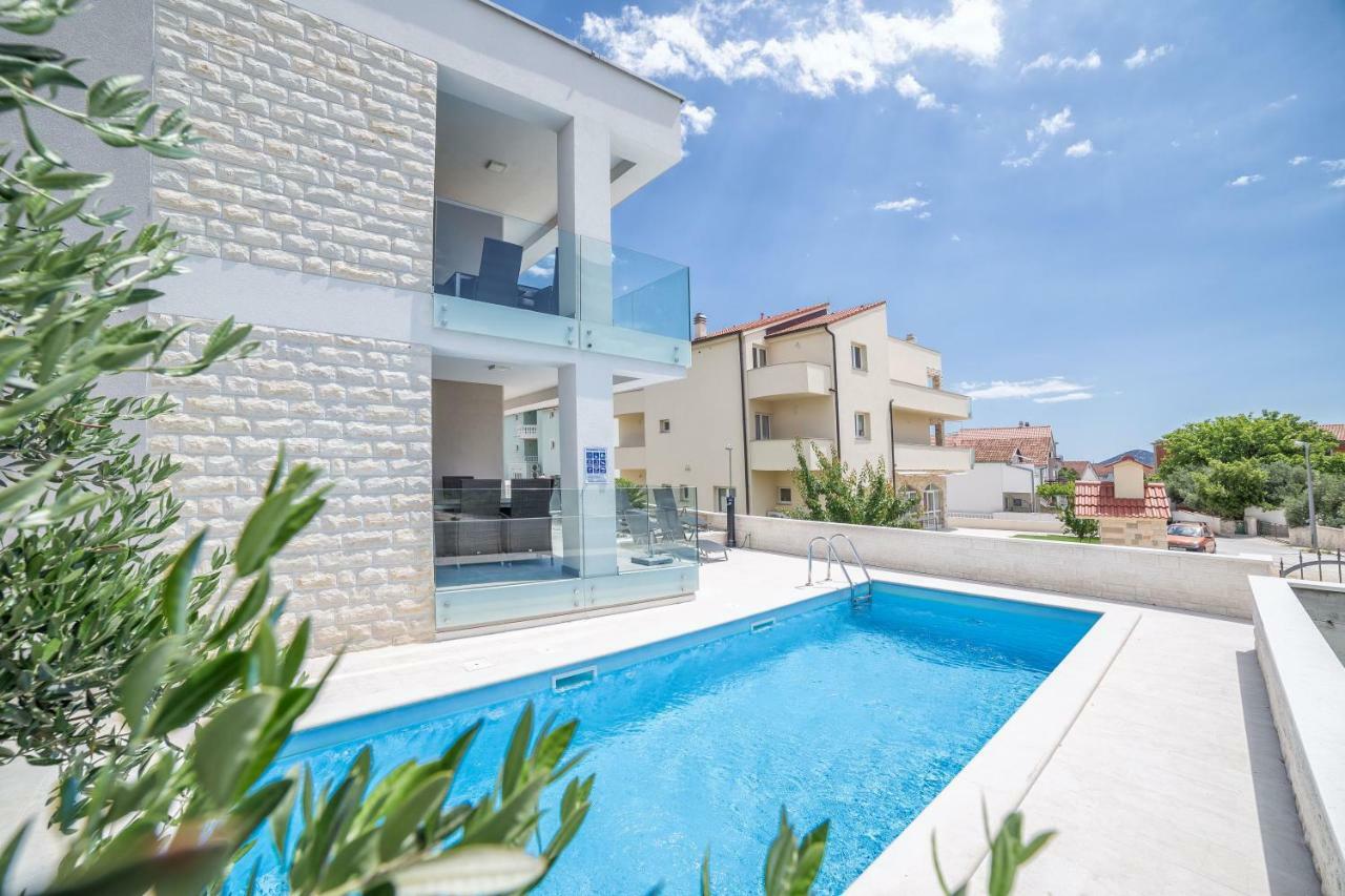 Apartments M&L Vodice Exteriör bild