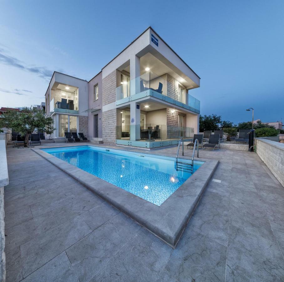 Apartments M&L Vodice Exteriör bild